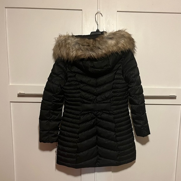 LAUNDRY BY SHELLI SEGAL Black Midlength Coat with Zippered Interior Bib - Picture 6 of 8